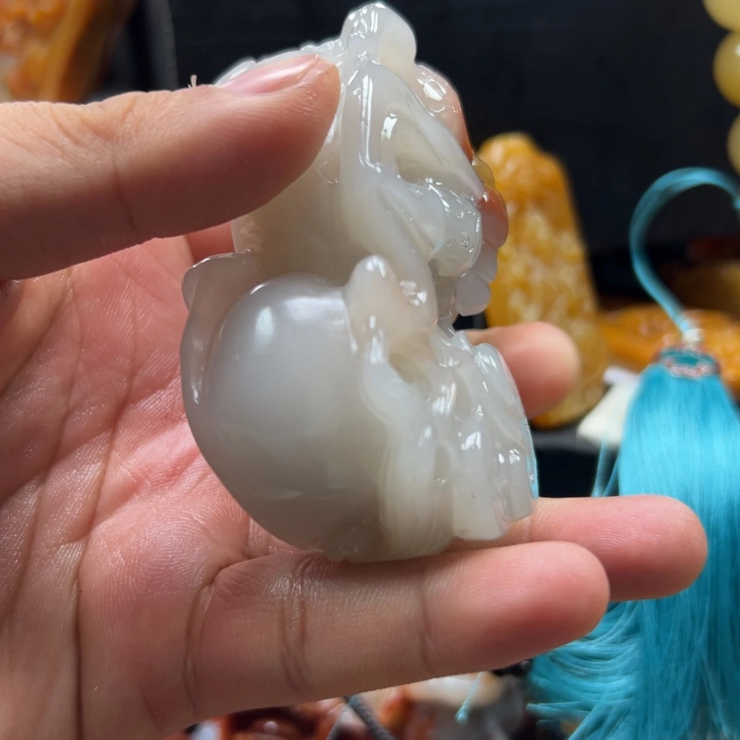石英质玉（黄龙玉）未镶嵌hly
