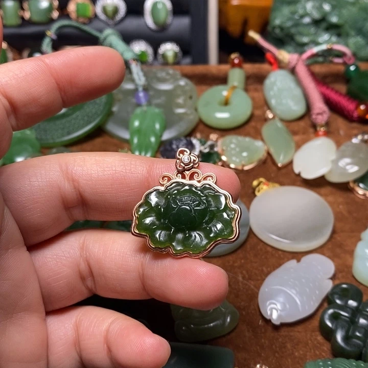 和田玉银S925镀金镶嵌颈饰