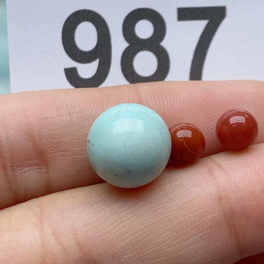 南红玛瑙未镶嵌珠宝奇石