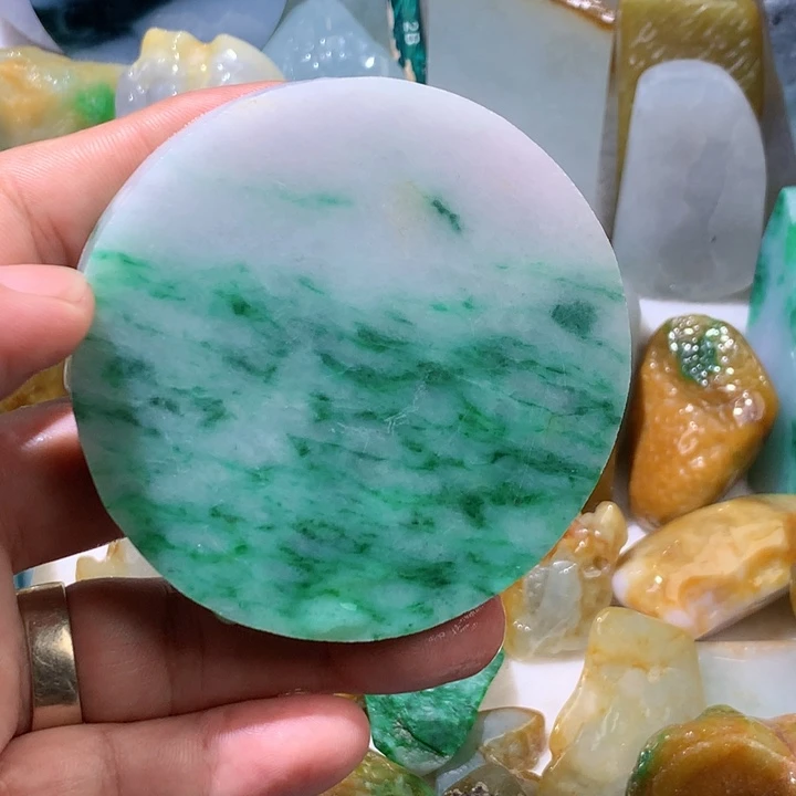 翡翠未镶嵌颈饰缅甸天然翡翠片料牌子珠子平安扣