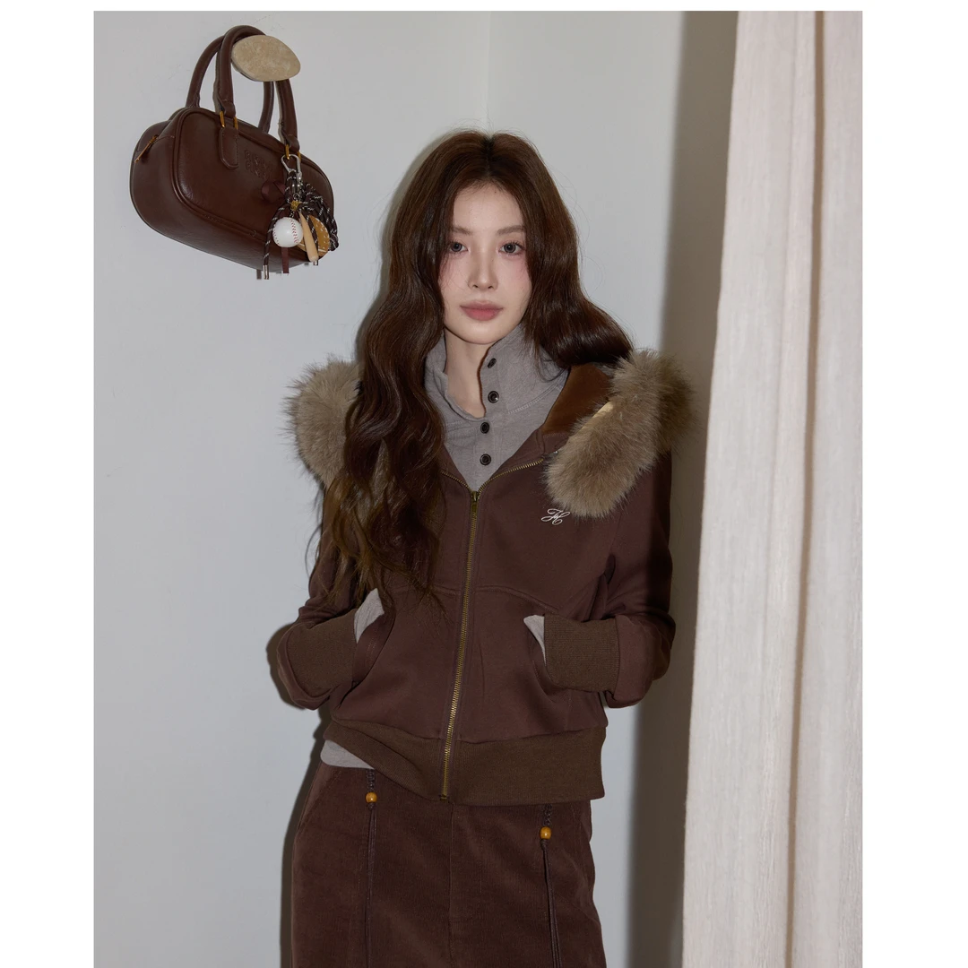 【吵吵家】美式咖色毛领外套女2025冬高级气质休闲修身短款长袖上衣