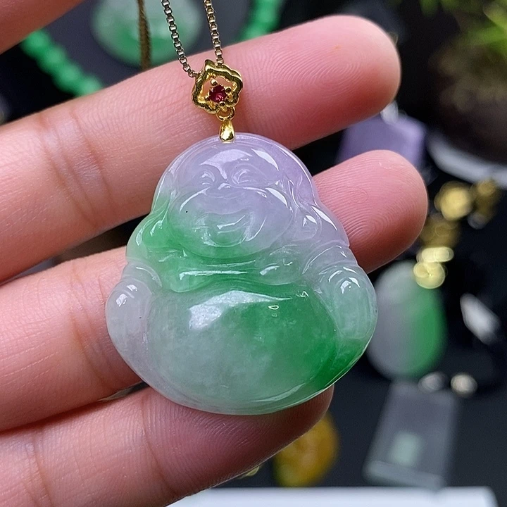 翡翠未镶嵌吊坠(赠链)