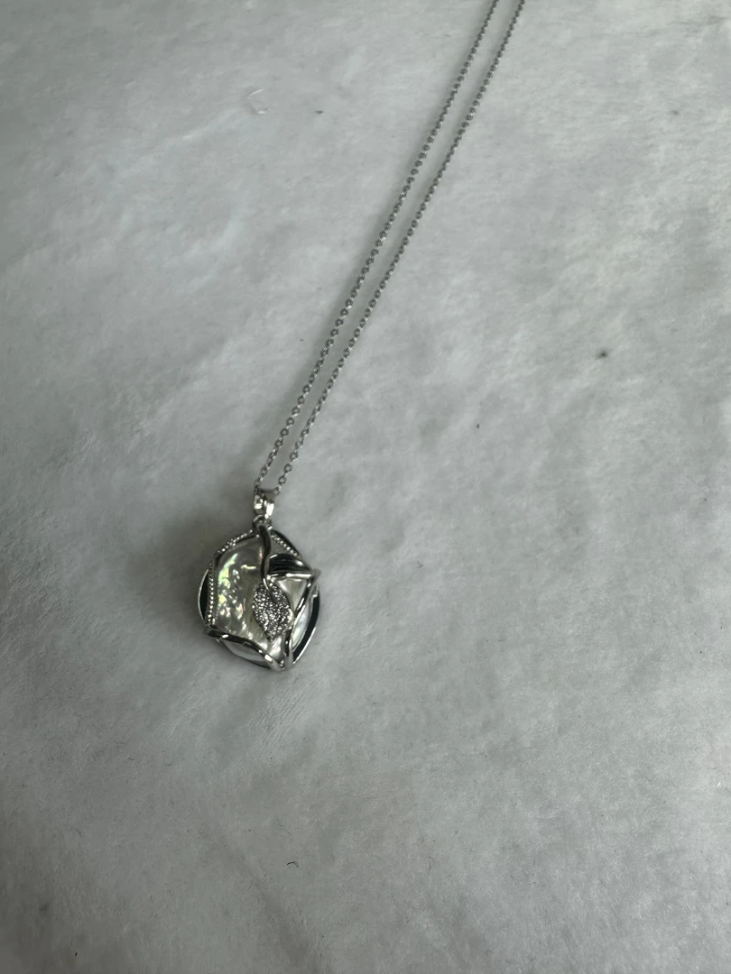 【试用装】15-17mm淡水炫彩巴洛克设计款吊坠随机发一