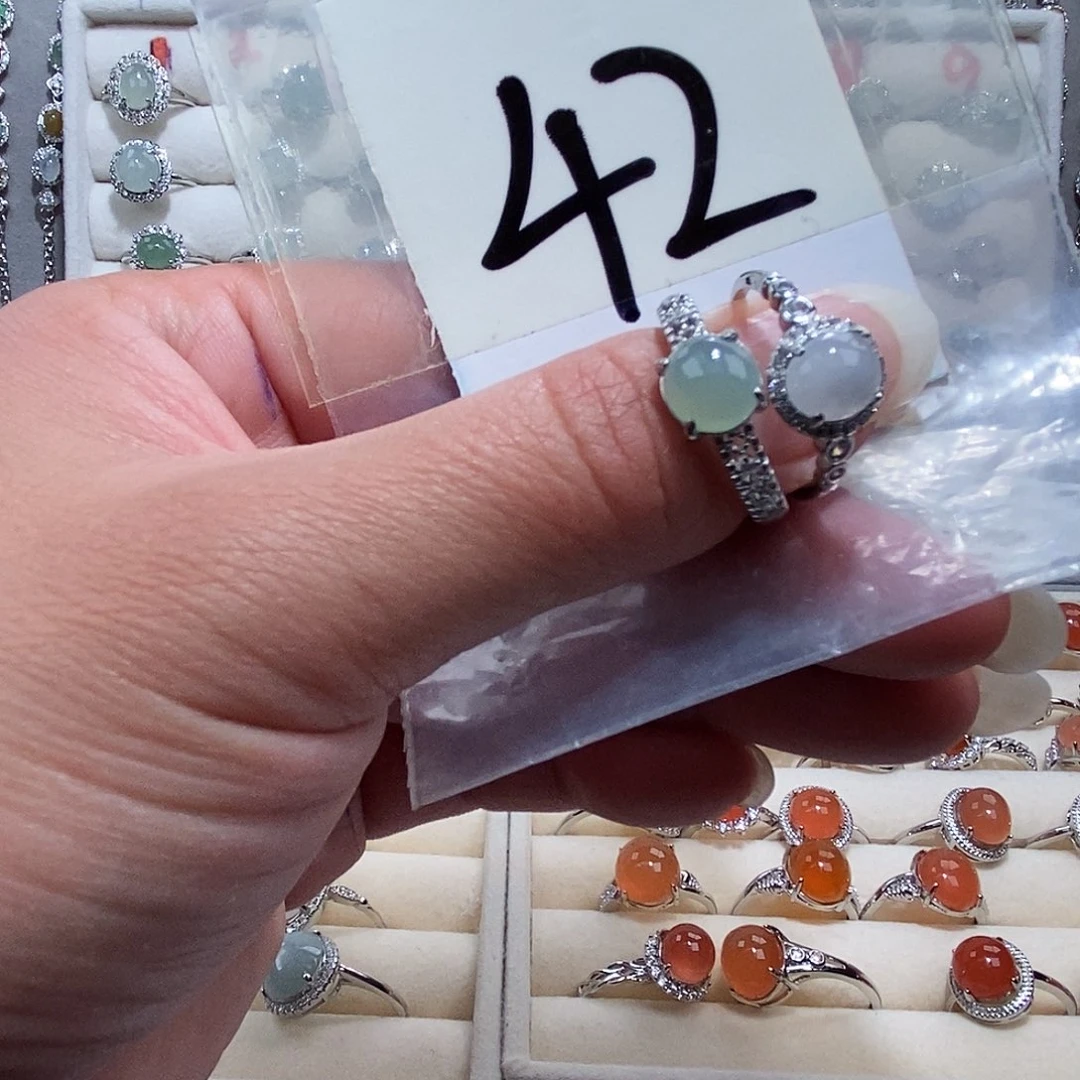 翡翠未镶嵌戒指缅甸