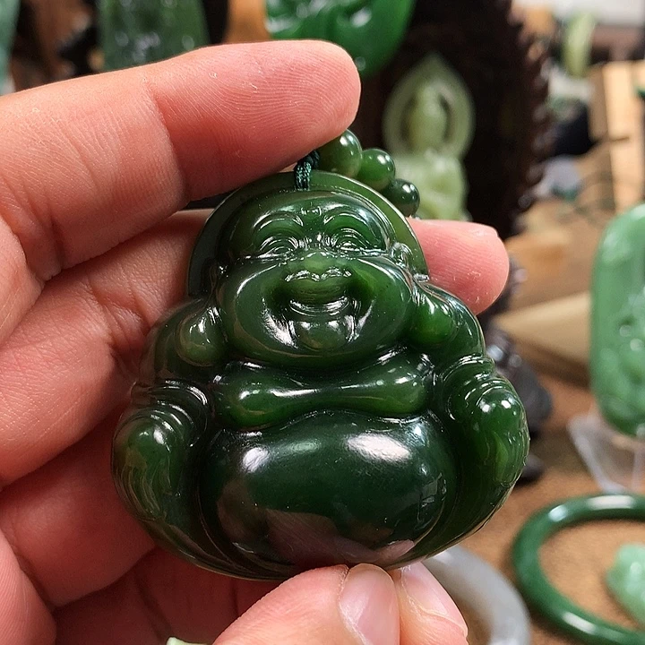 追***丈和田玉（碧玉）未镶嵌颈饰