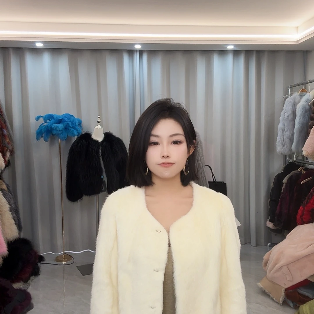 皮草外套不退不换