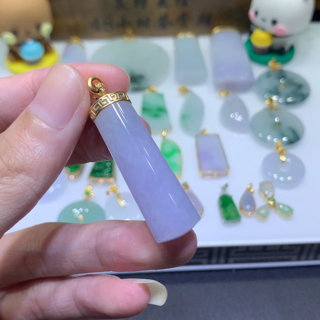 C***P翡翠18K金镶嵌吊坠(不含链)