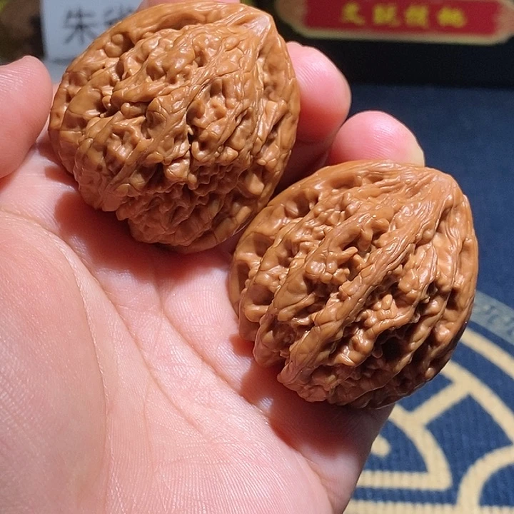 【闪购商品】文玩核桃吊坠随*～虎头王