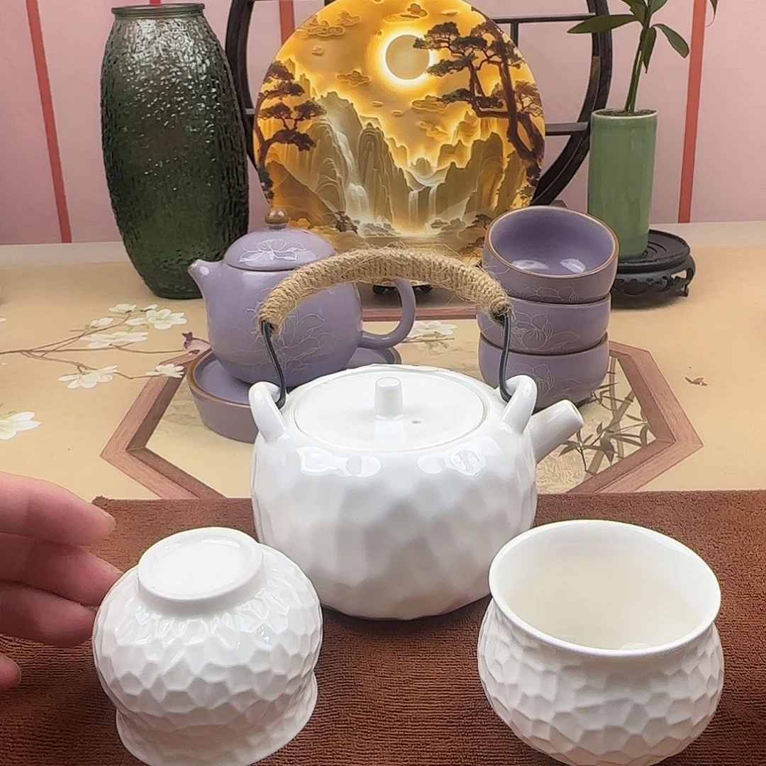 羊脂玉锤纹手工提梁一壶两杯