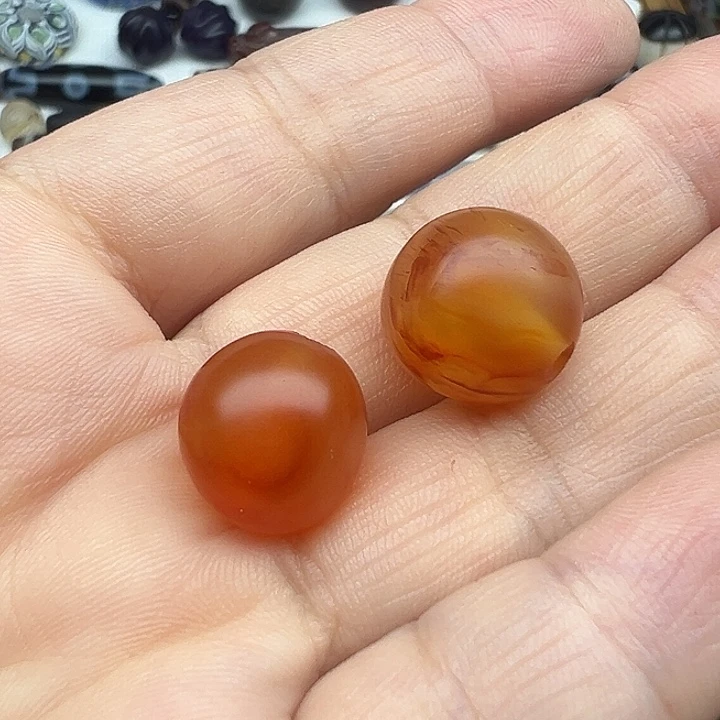 青***瓷玛瑙/玉髓颈饰未镶嵌