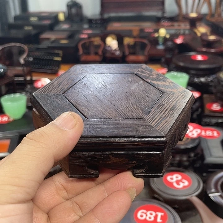 琉璃手工艺品红木底座工艺品