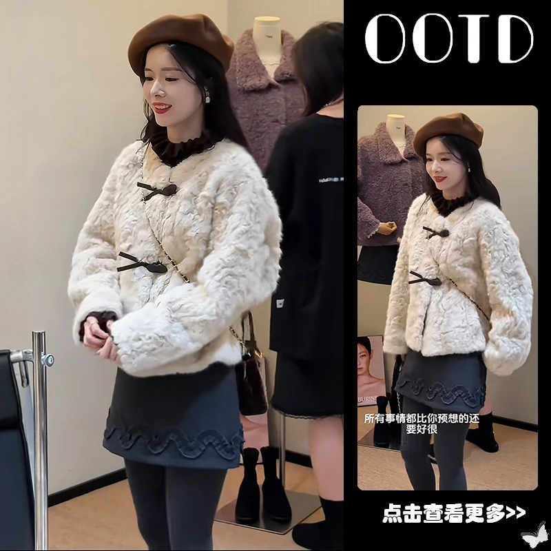 【现货】超火冬季穿搭一整套2025新款毛绒外套花边打底衫短裙三件套