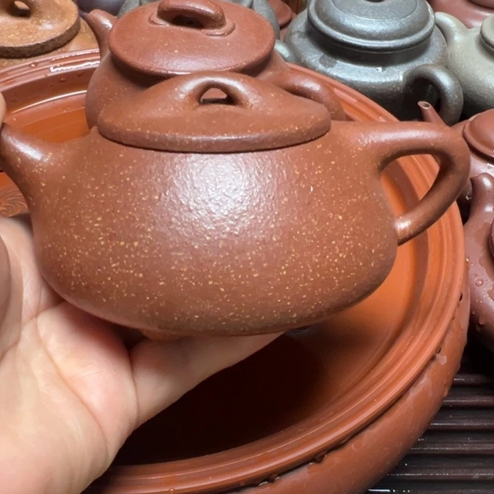 紫砂茶壶宜兴原矿红降坡