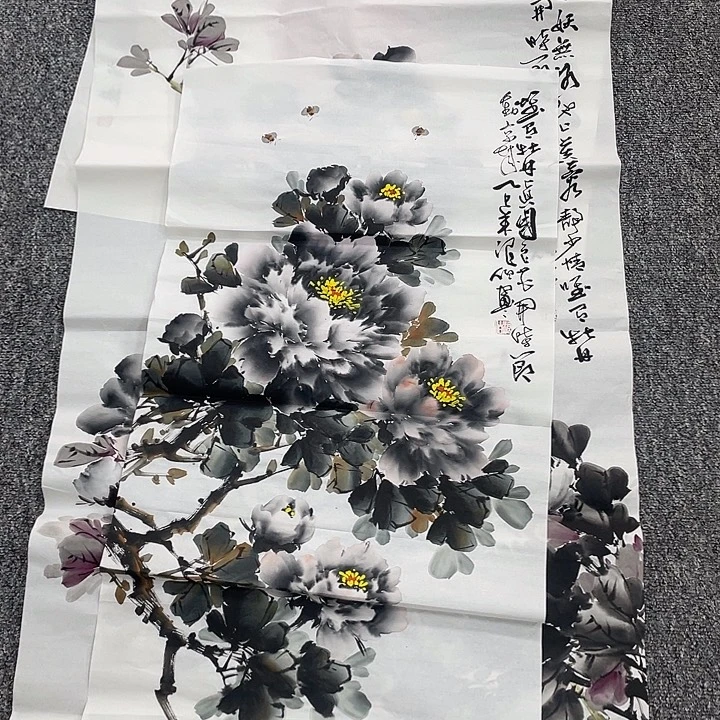 国画卖字画的小男孩