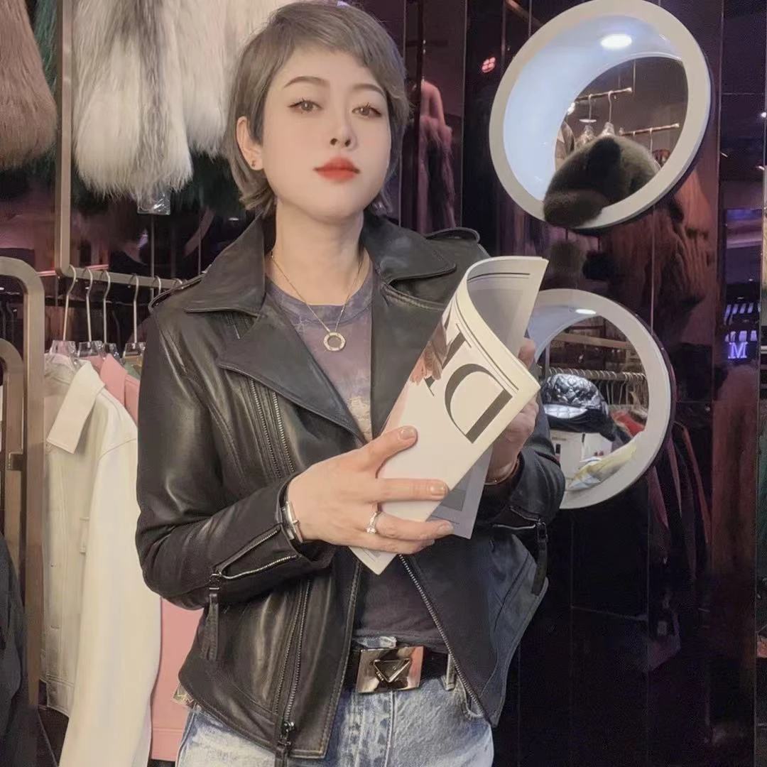 《铭嘉诗丹》翻领机车短款羊皮外套8900 衣长50卡码拍小