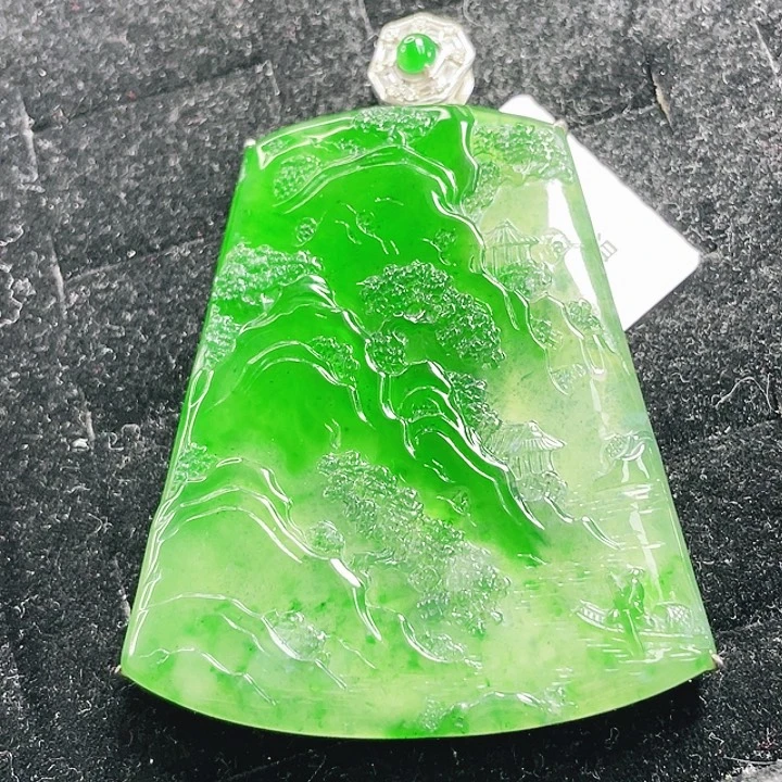 翡翠未镶嵌颈饰71