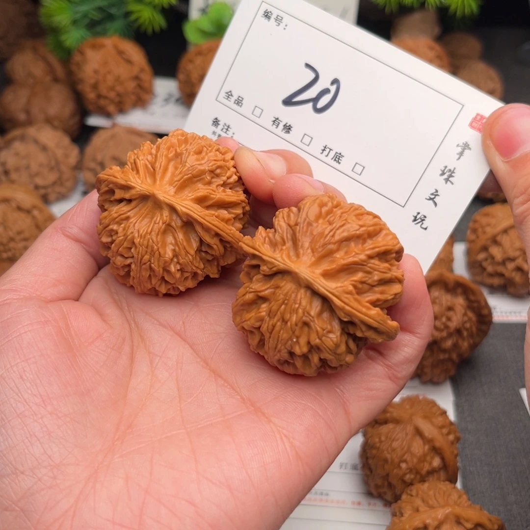 文玩核桃吊坠42苹果20