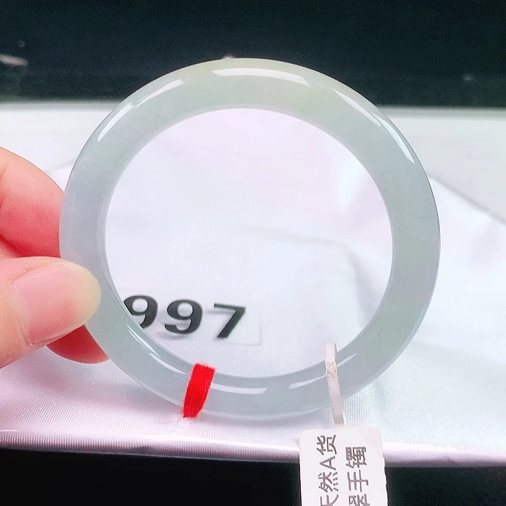 翡翠未镶嵌手镯（圆镯）997