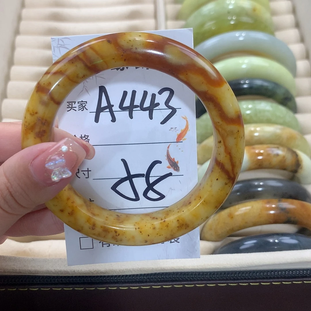 【闪购商品】未镶嵌蛇纹石玉手镯