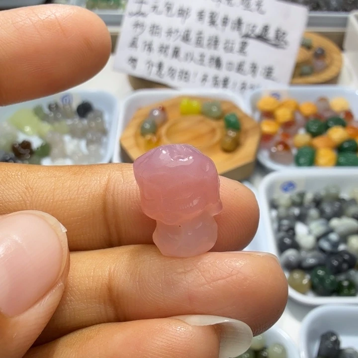 和田玉未镶嵌珠宝奇石