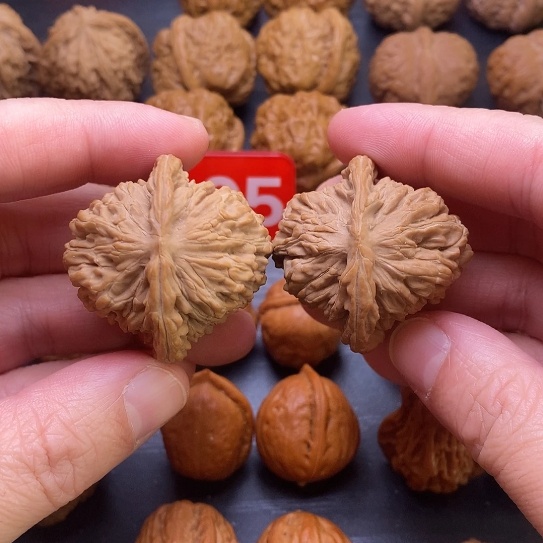 文玩核桃把件 手工精配 四座楼 原皮原色 高端文玩