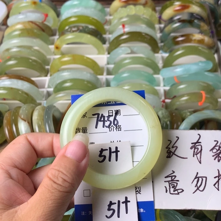 蛇纹石玉未镶嵌手镯7456