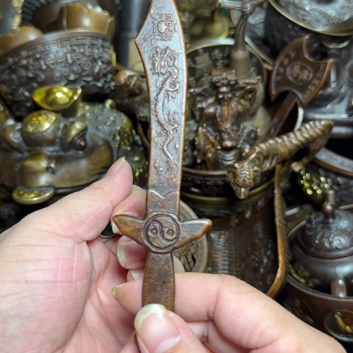 铜器摆件收收藏藏