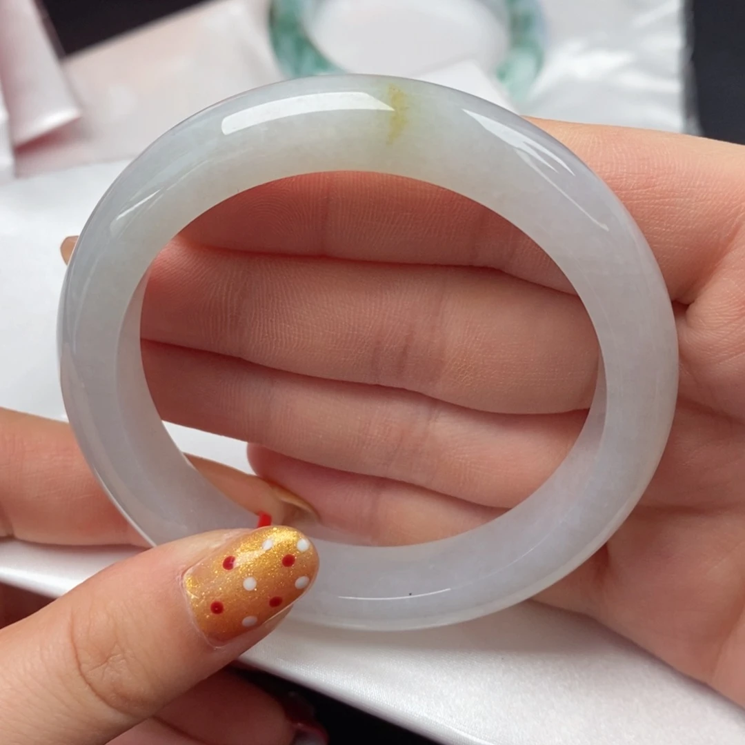 翡翠手镯未镶嵌61口17