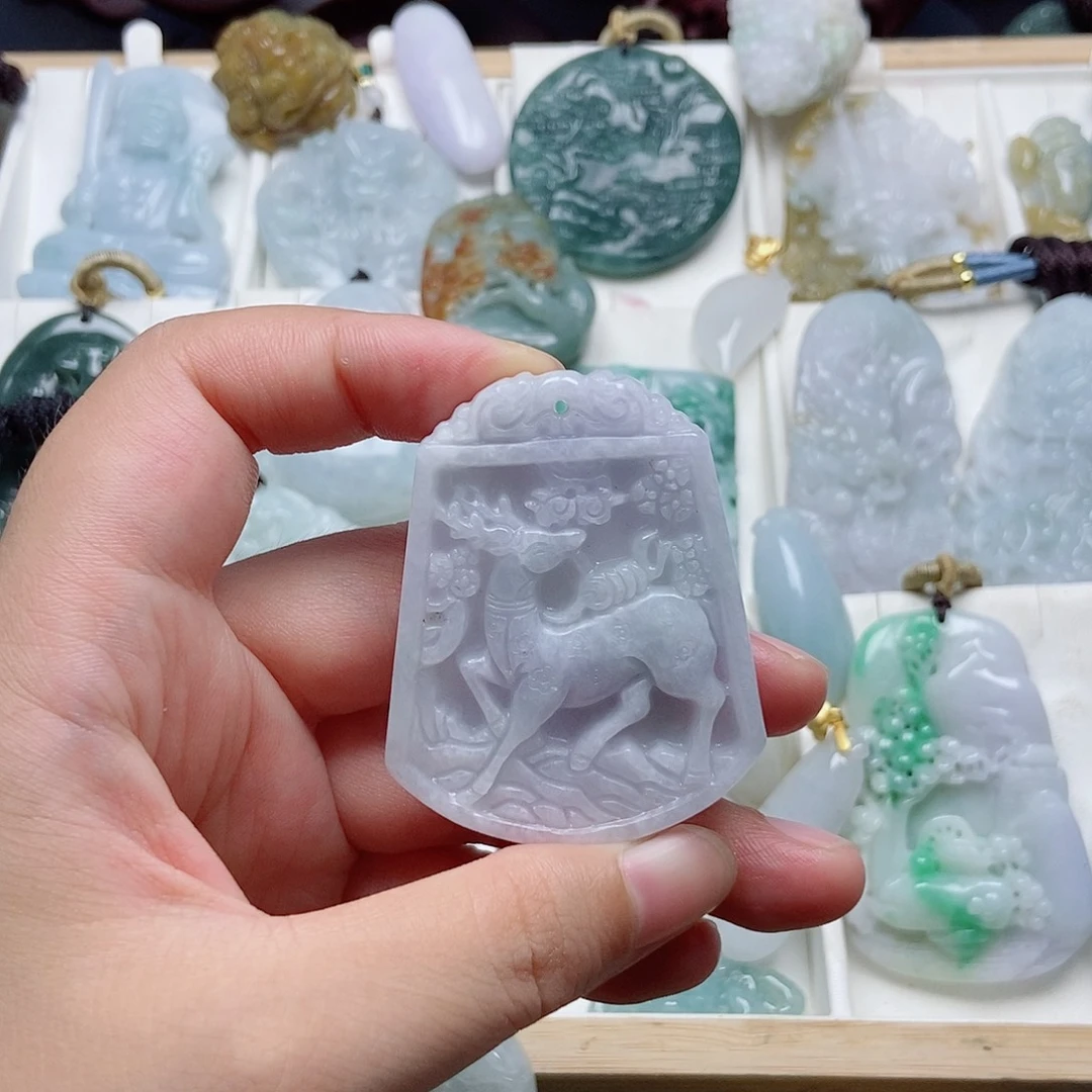 翡翠未镶嵌颈饰翡翠