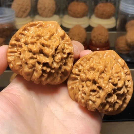 精品：麒麟纹官帽