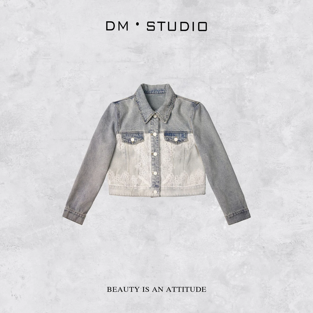 DEDM-DM•STUDIO/气质重工设计蕾丝钩花翻领水洗牛仔外套（25W-150）