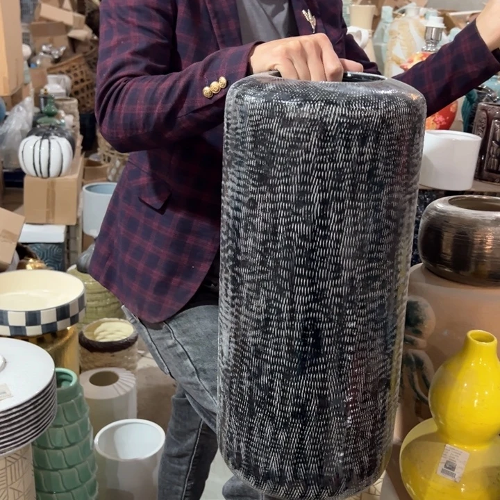 陶瓷花瓶摆件外贸出口微瑕捡漏高50口13公分划痕