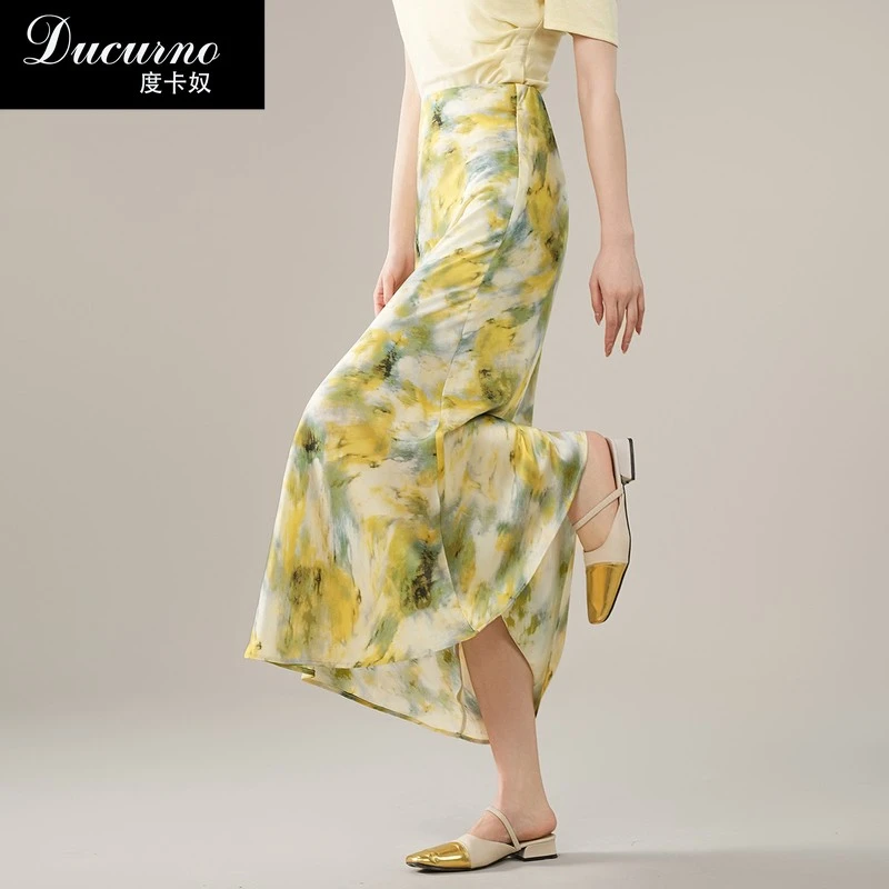 优雅贵气感国风印花半身裙女夏季轻薄包臀鱼尾裙高腰休闲长裙子