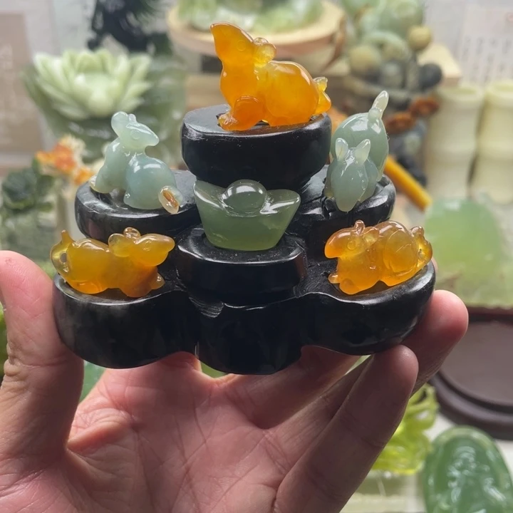 蛇纹石玉未镶嵌四大名玉摆件