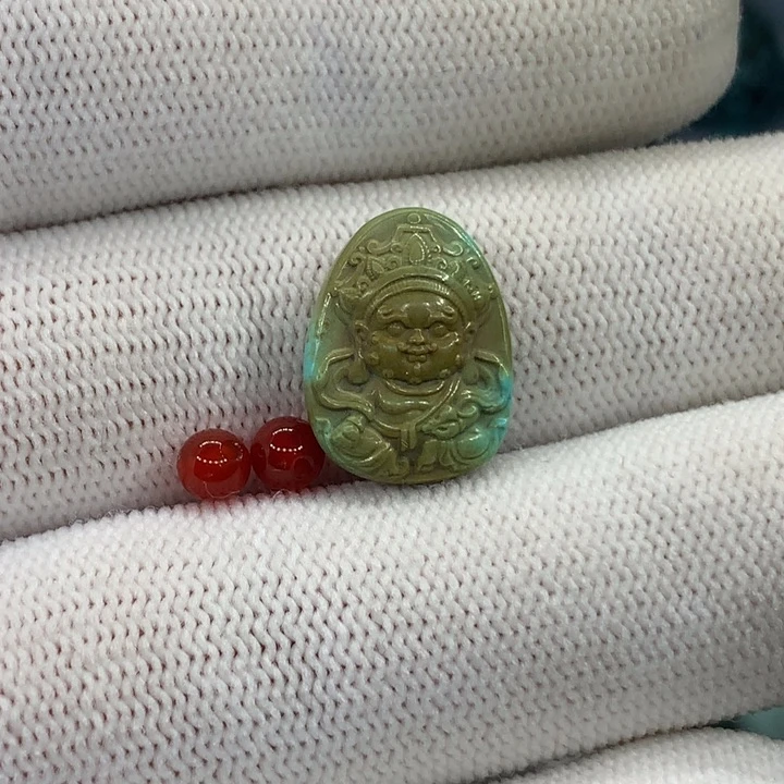 贺***钧南红玛瑙配饰未镶嵌