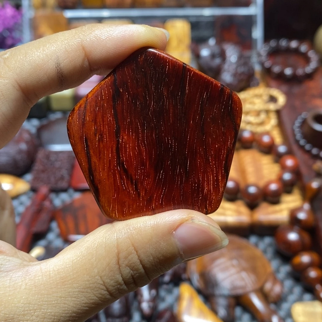 盛***门檀香紫檀（小叶紫檀）瑕疵