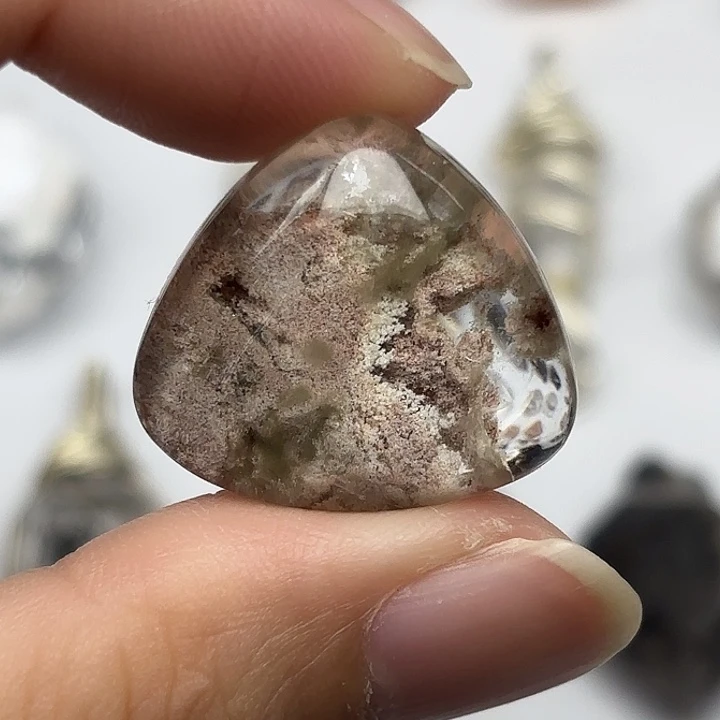 颈饰未镶嵌水晶粉幽灵水晶24mm