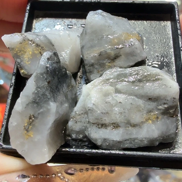 春15g聚金阁天然明金矿标