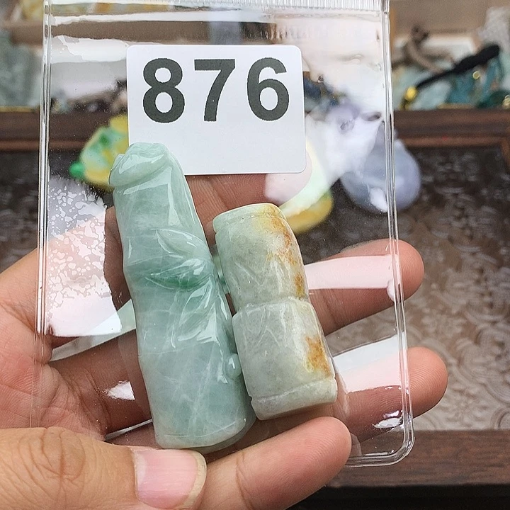 翡翠颈饰未镶嵌紫**主翡翠