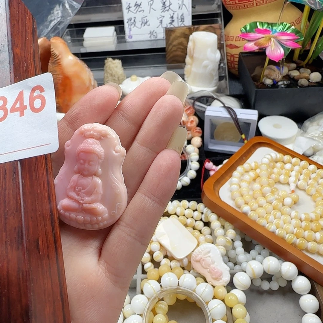 耶***大果紫檀（缅甸花梨）女王佛牌846