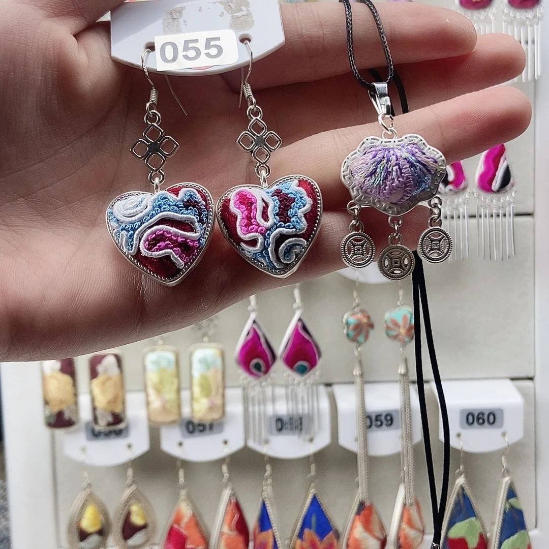 手串/手链核桃打籽绣耳环