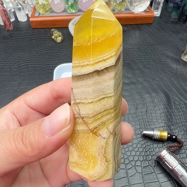 水晶未镶嵌珠宝半成品260