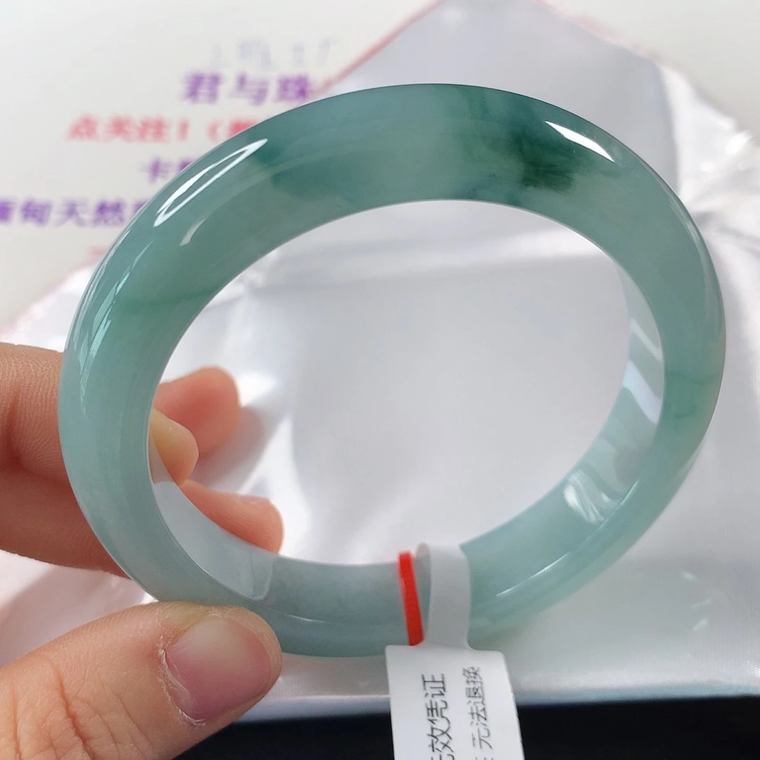 翡翠手镯未镶嵌 正圈①①④