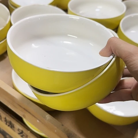 ···2个无孔水仙······