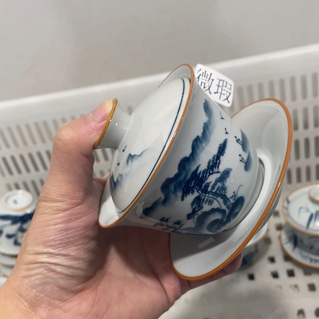 釉下手绘茶具，大瑕