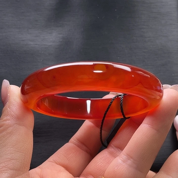 玛瑙/玉髓未镶嵌手镯57.4