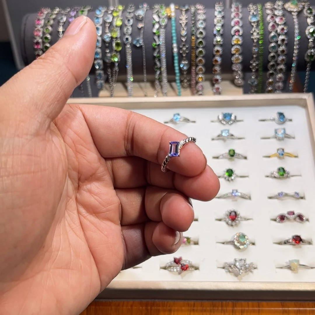 坦桑石戒指银S925镶嵌月**萌