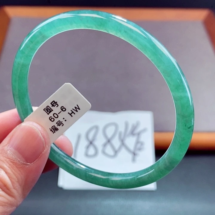 翡翠未镶嵌手镯翡翠手镯22