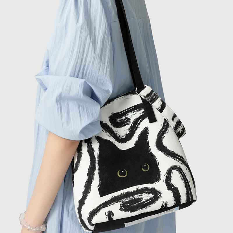 尼睿x可乐不加冰 原创可爱黑猫单肩斜挎包女百搭手提小众休闲包包