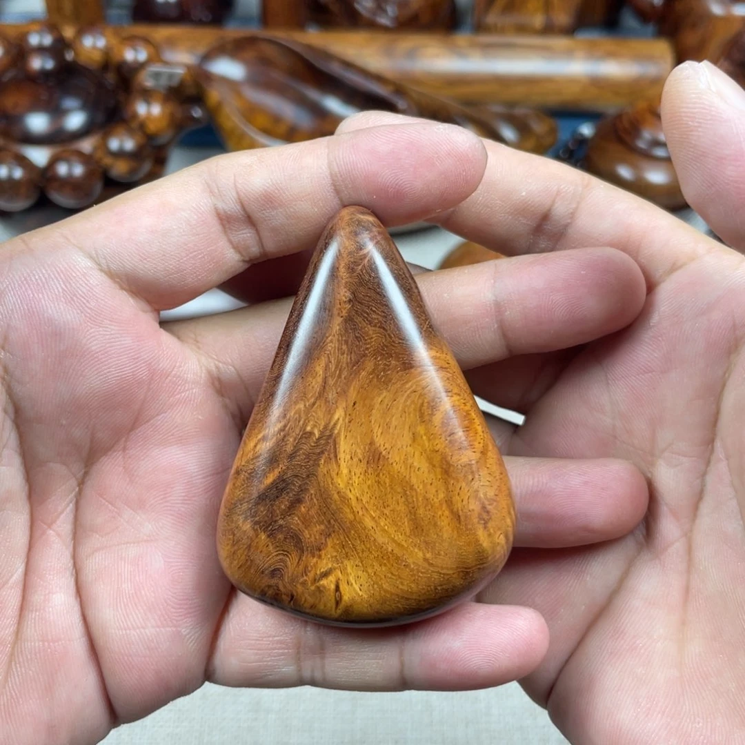 黄花梨/降香黄檀把件